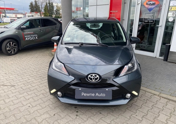 Toyota Aygo cena 37500 przebieg: 115217, rok produkcji 2017 z Pilica małe 191
